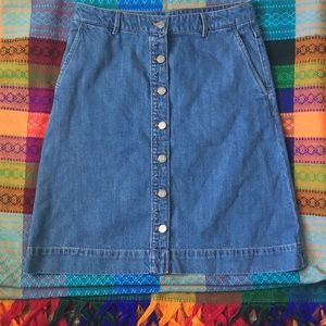 Banana Republic denim skirt